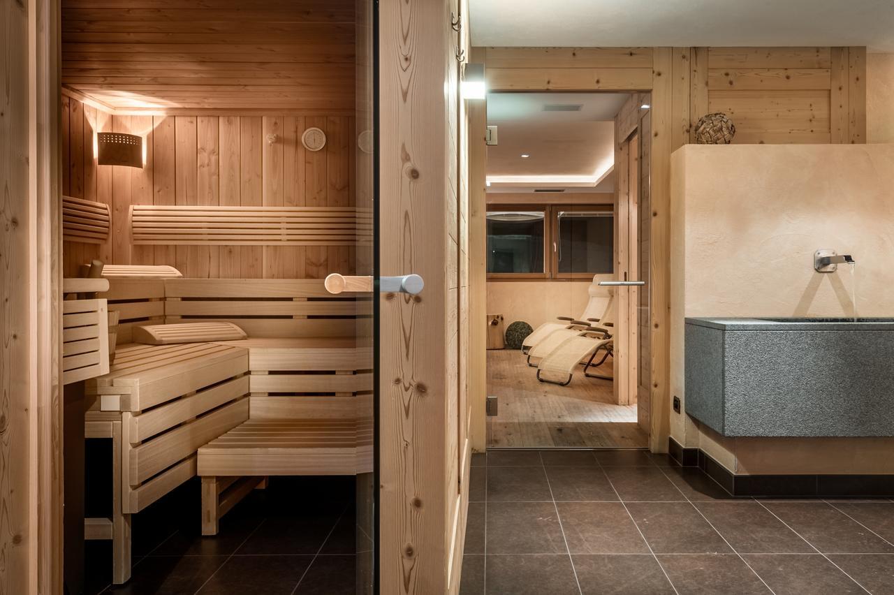 B&B - Hotel Ciasa Rue Blanch Сан Касиано Екстериор снимка